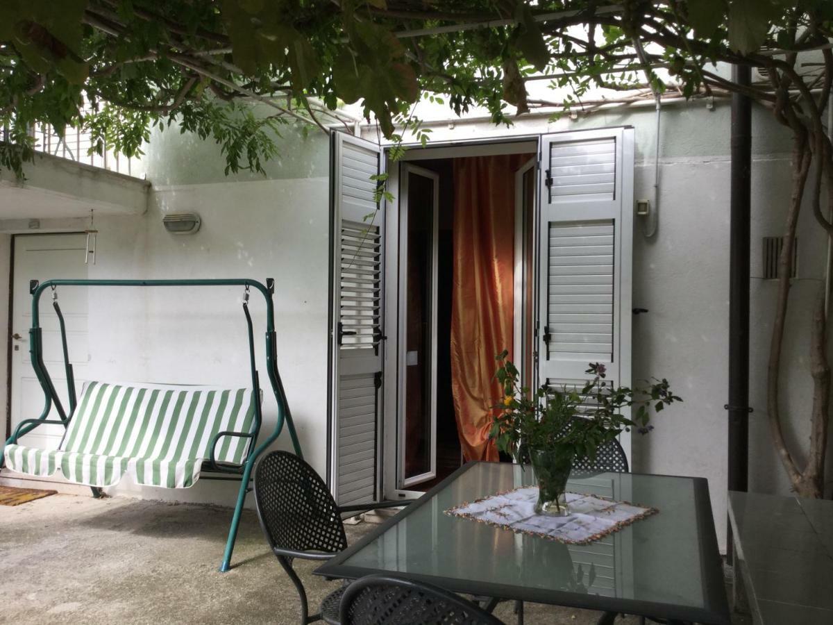 Bed and Breakfast Tre Rose Triest Exterior foto